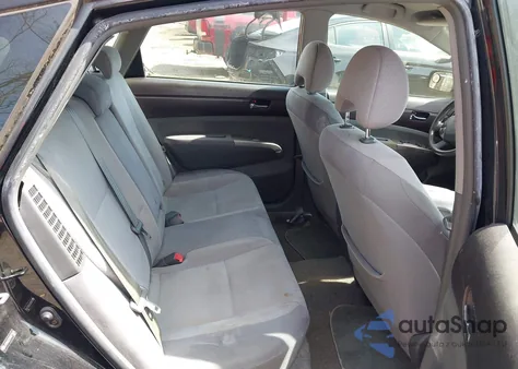 2004 Toyota Prius z USA, uszkodzony, nr VIN JTDKB22U540077645